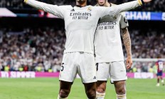 九游体育官方入口-关于关键时刻球员表现出色，助球队取胜的信息