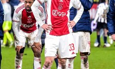 九游体育官网-利物浦击败阿贾克斯，梅佐伊齐创纪录