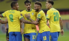 九游体育app下载-瓦朗谢纳战胜斯特拉斯堡，球员状态持续火热的简单介绍