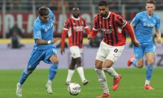 九游体育中国官网-AC米兰战胜那不勒斯，豪取胜果