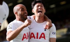 九游体育网页版入口-热刺逆转击败诺维奇，继续保持不败