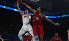 九游体育网页版入口-争冠球队逆袭劲敌，绝杀关键时刻