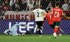 葡萄牙外援绝杀助英格兰晋级四强