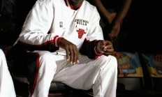 九游体育中国官网-包含爵士客场连胜，晋级半决赛一步之遥的词条