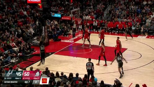 包含圣埃蒂安坚守防线，成功守住三分领先的词条