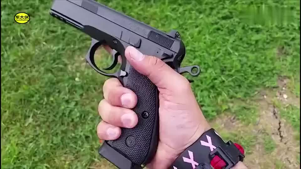 捷克选手在射击项目中争霸一决高低的简单介绍