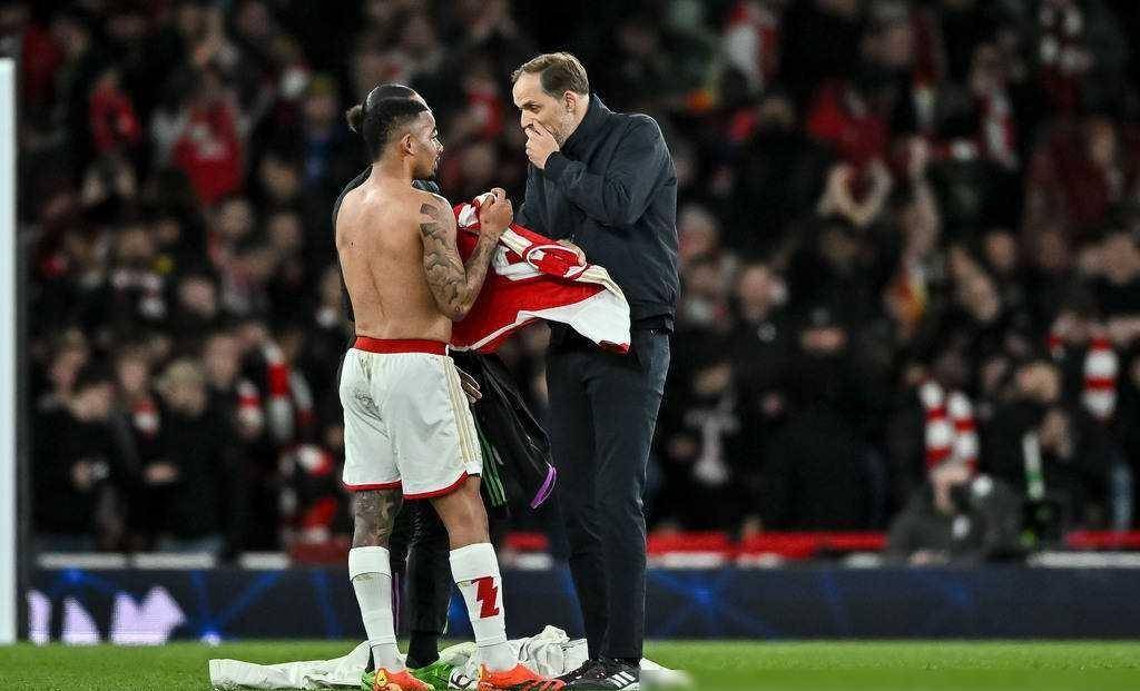 关于高手对决场上实力碰撞令人目不转睛的信息 关于高手对决场上实力碰撞令人目不转睛的信息