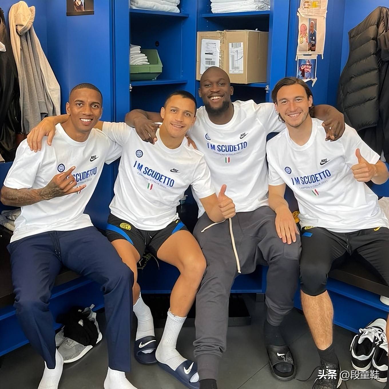 包含曼联客场失利,卢卡库独造一球憾负的词条 包含曼联客场失利,卢卡库独造一球憾负的词条