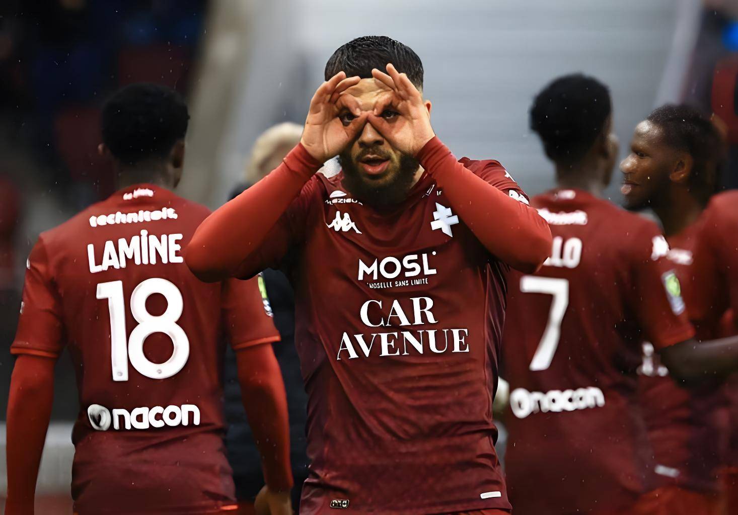 包含梅斯主场获胜，提升联赛排名的词条