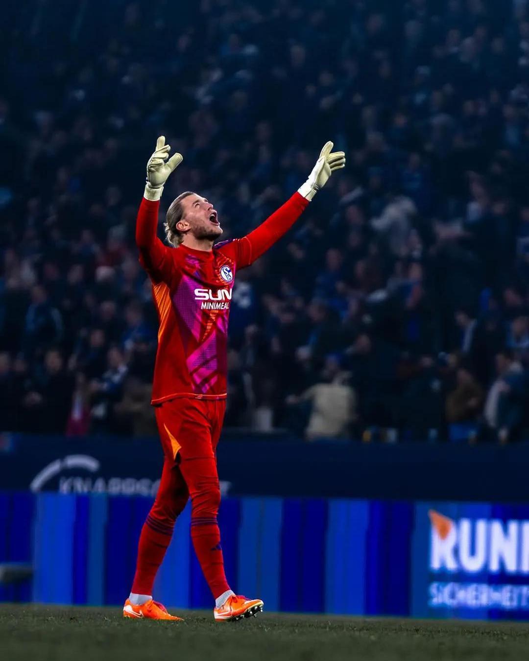 沙尔克04球队面临强大挑战