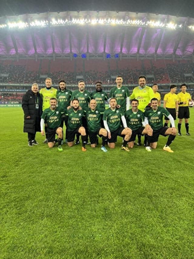 夺冠热门！体育明星参加国际足球比赛