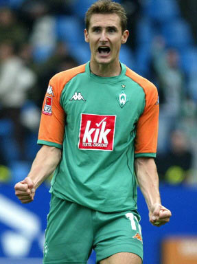 不莱梅足球俱乐部展开新赛季宣传活动，备战到位的简单介绍