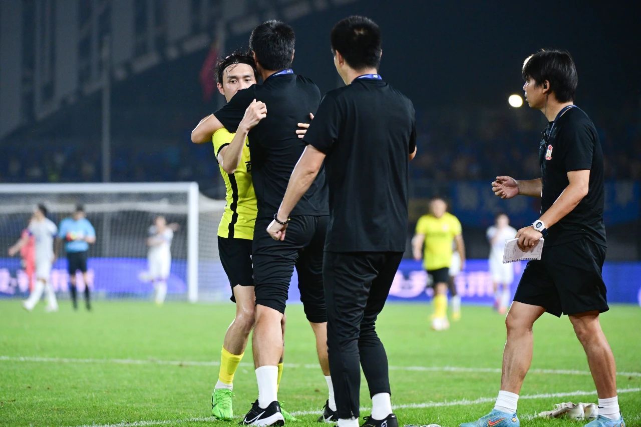 战胜劲旅后,球队信心大增备战下一场比赛 战胜劲旅后,球队信心大增备战下一场比赛