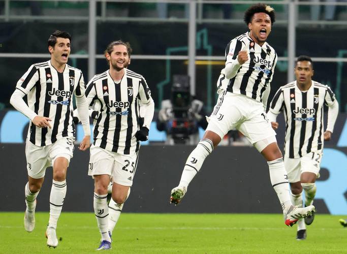 尤文图斯大胜AC米兰，意甲争冠形势明朗