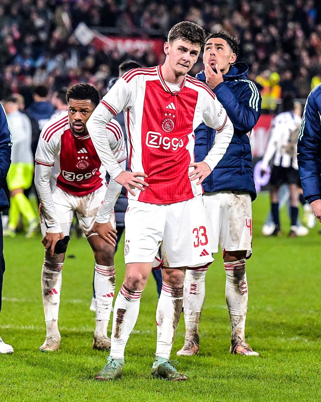 利物浦击败阿贾克斯，梅佐伊齐创纪录