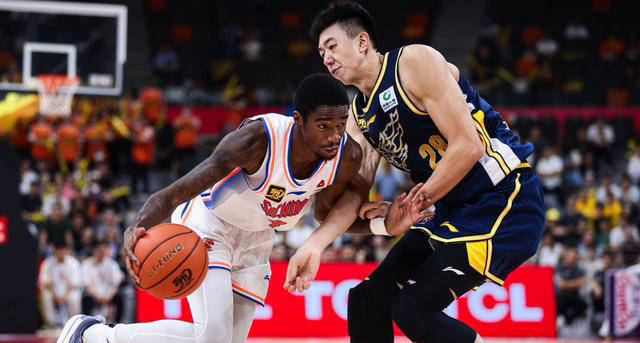 四川队在精彩比赛中掀起风暴,赢得战局 四川队在精彩比赛中掀起风暴,赢得战局