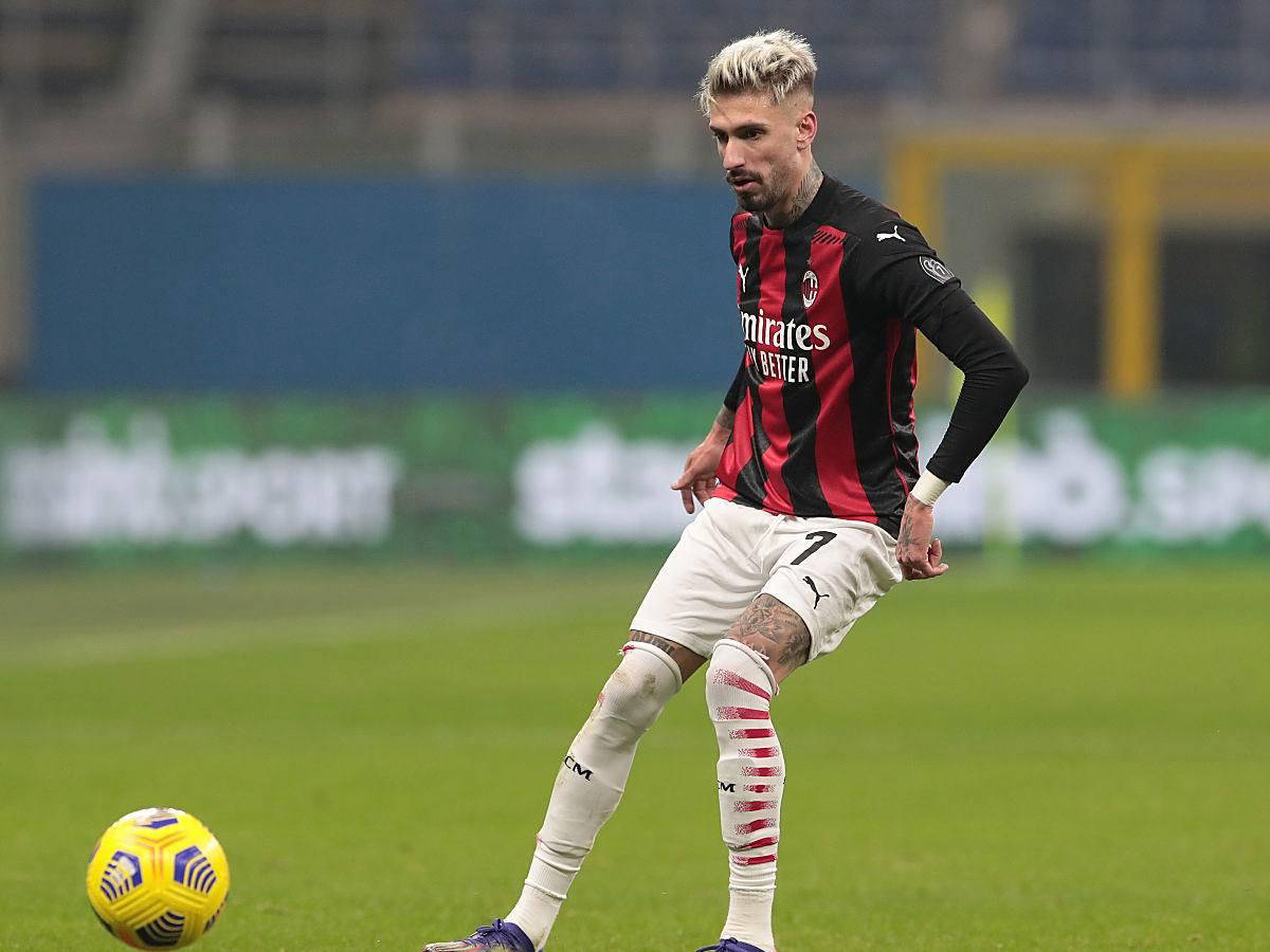 AC米兰战胜那不勒斯,豪取胜果 AC米兰战胜那不勒斯,豪取胜果